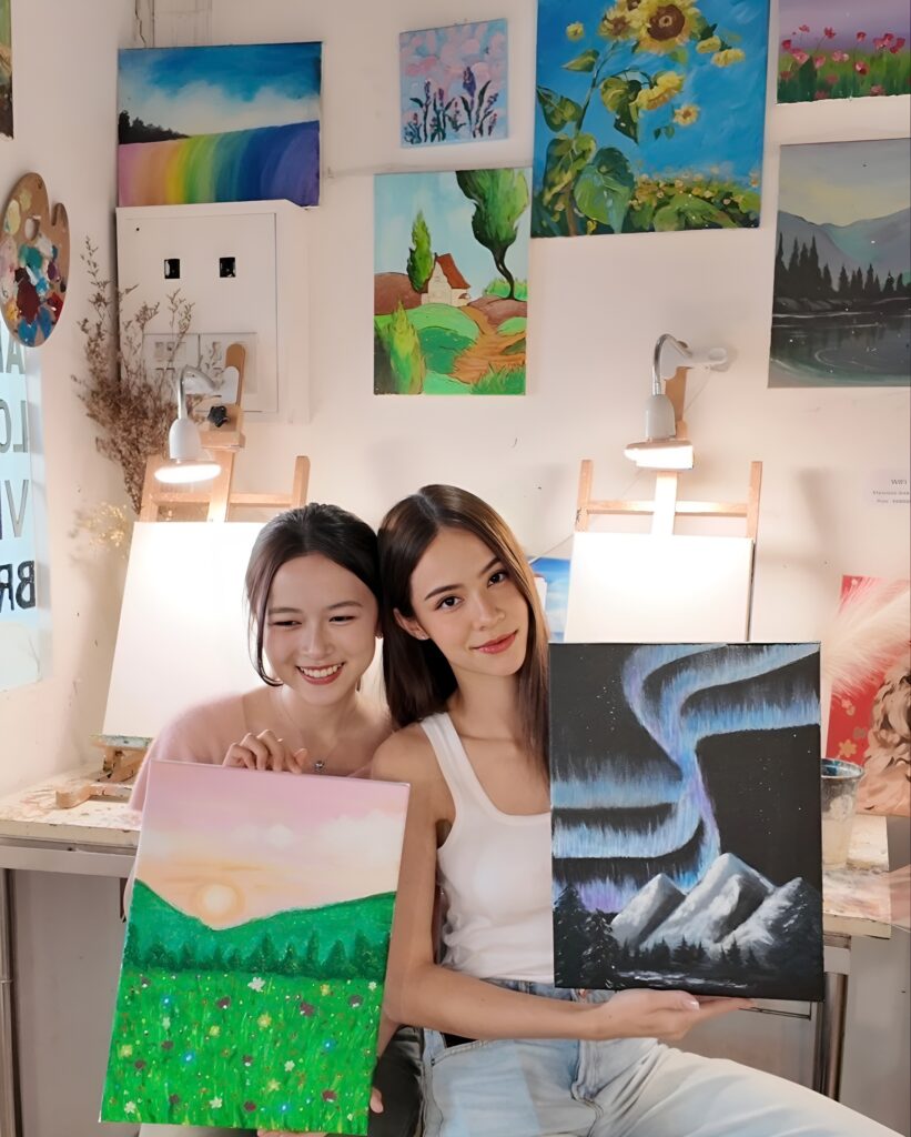 Iris y Pearl en Draft Your Love